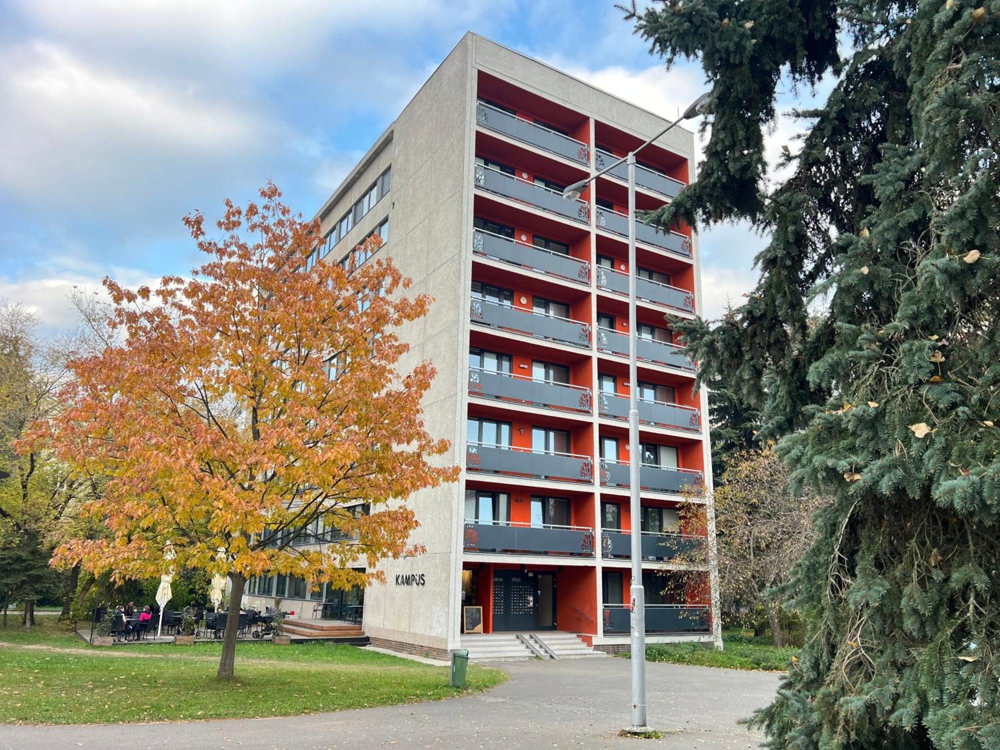 Apartments 4U: Kampus Градець-Кралове Екстер'єр фото